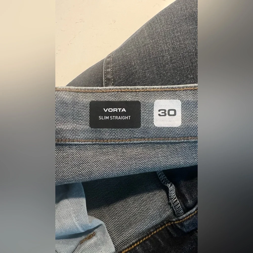 Volcom Vorta Slim Straight Jeans size 30